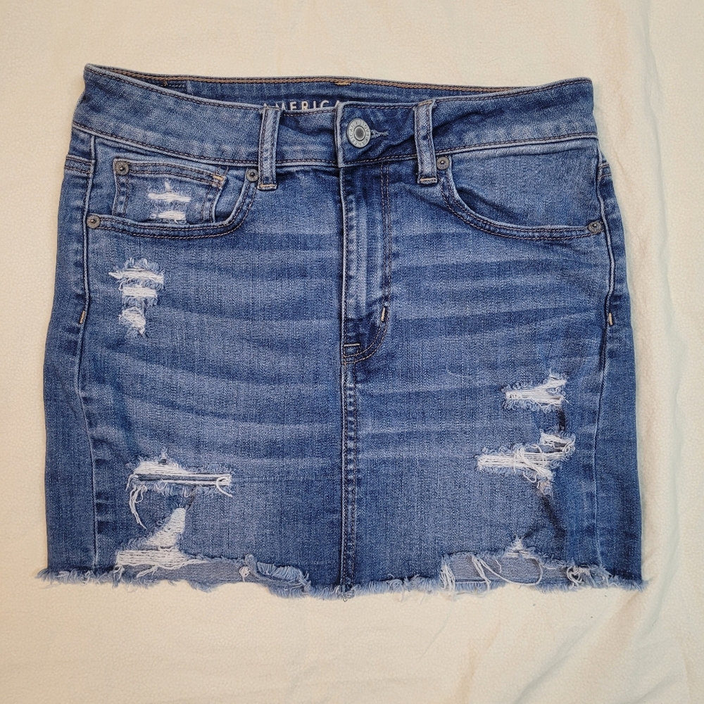 American Eagle Frayed Distressed Blue Denim Mini Skirt, Size 6 Festival Western